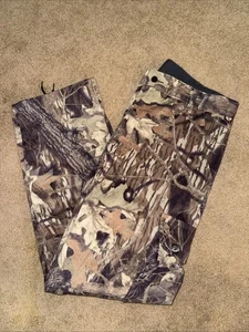 Pella Rugged Outdoor Camo Cargo Hunting Pants Sz Lg Adj Waist Pockets Belt Loops - Picture 1 of 19