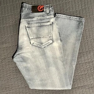 Y2K Marc Ecko Untld Jeans Essential Athletic Fit 32x28 Light Blue Wash Street - Picture 1 of 8