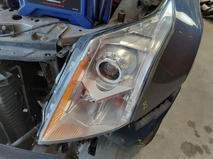 Driver Left Headlight Halogen Fits 10-13 SRX 2742537 - Picture 1 of 12