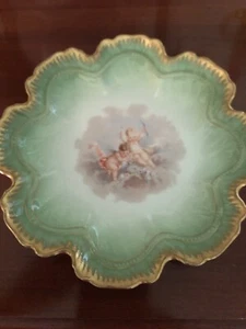 VTG ~FINE~D&C France Handpainted Scalloped Gold Gilt ~Green w/ Cherubs~RARE~ - Picture 1 of 5