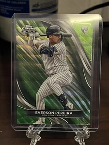 2024 Topps cromo negro Everson Pereira RC #26 refractor de onda verde SP/99 NYY - Imagen 1 de 2
