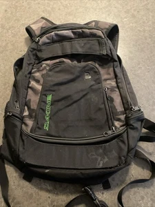 Dakine Varial Skateboard Backpack Good Condition - Picture 1 of 11