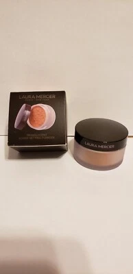 Laura Mercier Translucent Medium Deep Loose Setting Powder .33 oz Mini New Boxed - Image 1 of 4