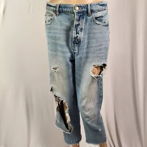 BDG Jeans Women Size 28 Light Blue Relaxed Straight Distressed High Rise - Picture 1 of 10