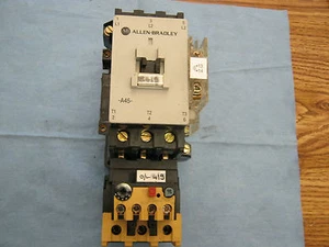 Allen Bradley Cat # 100-A45N 3 Contactor con / 195-CPC45 & 195-GA10. Gris Rostro - Picture 1 of 3