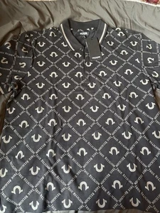 Camiseta True Religion Hombre Talla Grande Color Negro con Logo Blanco - Imagen 1 de 3