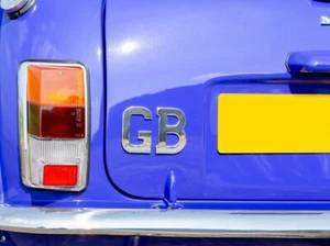 Classic Mini Boot Self Adhesive GB Letters Quality Stainless Steel Badges - Picture 1 of 2