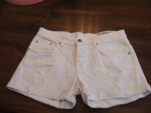 AllSaints White RIP FIT Shorts Cuffed Distressed W27 Button Fly WE113G Destroyed - Picture 1 of 13