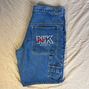 Vintage NIKE Air Baggy Denim Cargo Shorts Mens 38 Big Pocket Logo Y2K Streetwear - Picture 1 of 6