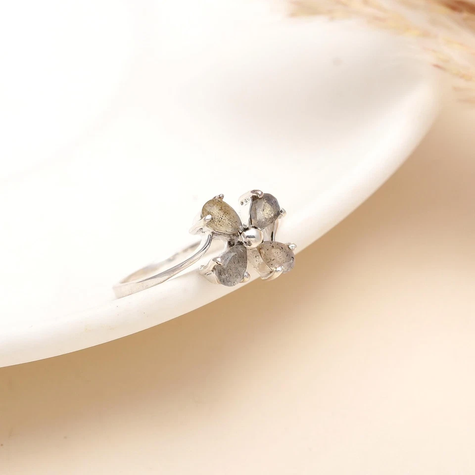 Anillo de aniversario de plata de ley 925 con racimo de labradorita de pera para mujer Foto 1 de 4