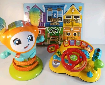 Fisher-Price DJ Bouncin' Beats, Turn & Learn Driver y tablero de cierre de madera Foto 1 de 4