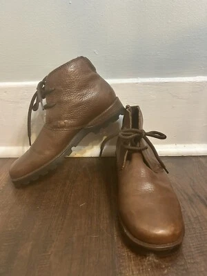 Nicole Tara Super Soft Camel Tan Leather Round Toe Lace Up Booties Womens sz 6 - Image 1 of 4