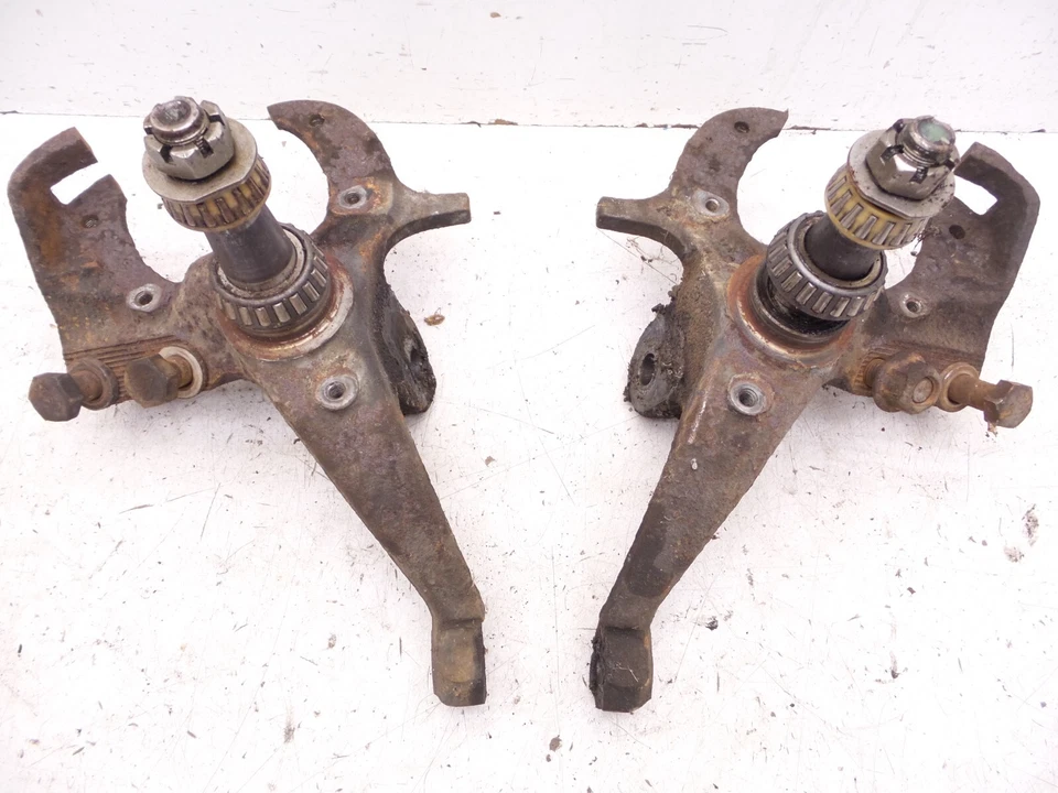 82-92 Camaro Firebird Husillos Delanteros Nudillos Conductor y Pasajero Original GM Foto 1 de 4