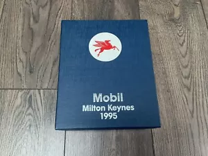 Vintage Mobil Oil Gas Pair Of Champagne Flutes Glasses Boxed - Picture 1 of 5