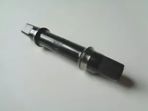 *NUEVO DE LOTE ANTIGUO Campagnolo Record 70-SSB 111 mm eje soporte inferior* - Imagen 1 de 5