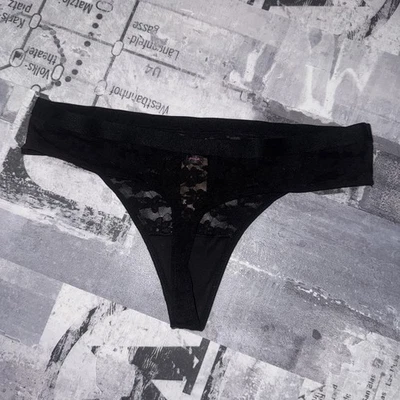 NWT  Victoria's Secret Pink All Over Floral lace thong Sz Large Black 2023 - Image 1 of 4