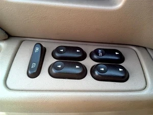 Front Door Switch Driver's Lock Fits 00-07 TAURUS 390545 - Picture 1 of 12