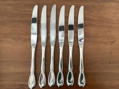 Oneida Calla Lily six knives - Image 1 of 3
