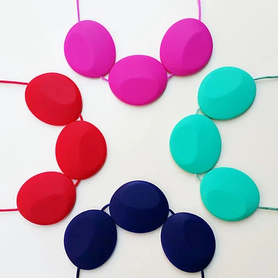Oval Silicone Teething Necklace Pendant Jewellery for Mum & Baby Nursing - image 1 of 2