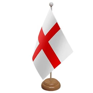 BANDERA DE MESA ST GEORGE 9""X6"" CON BANDERAS BASE DE MADERA INGLANDIA 3 LEONES - Imagen 1 de 1
