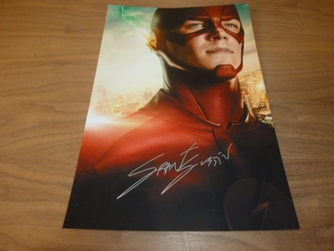 GRANT GUSTIN signed 12X8 photo THE FLASH + COA Cover