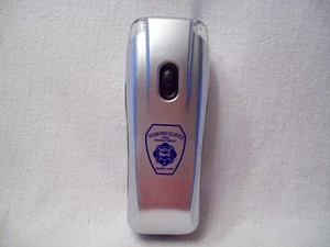 Vtg Crank Flashlight Takoma Park Volunteer Fire Dept. Maryland - Picture 1 of 7