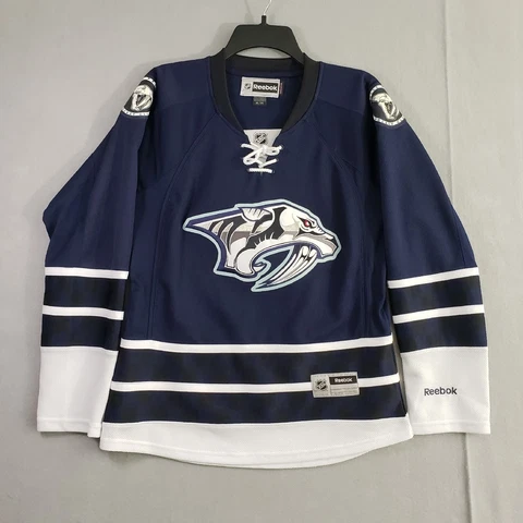 Reebok Nashville Predators NHL Hockey Jersey Navy Blue Alternate Third Woman M Cover
