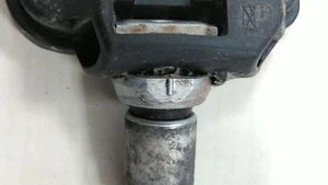 CAPTEUR PRESSION PNEU C (W205) 2017 A0009050030 / A0009053907 - Photo 1 sur 2