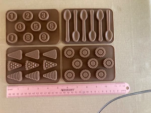 Lot of 4 Silicone Molds Chocolate Candy Ice New Spoons Numbers Sunflowers... - Bild 1 von 2