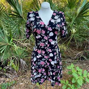 Vintage 80s Floral Romper Black Short Sleeves Vneck Buttons Styleworks Size 16 - Picture 1 of 11