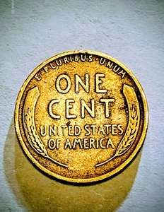 1924 Lincoln Wheat Cent With No Mint Mark. A Very Popular Coin For Collectors - Picture 1 of 5