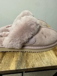 Fireside by Dearfoams Sydney Women’s Slippers 7.5 Pink Suede Shearling Comfort - Picture 1 of 7