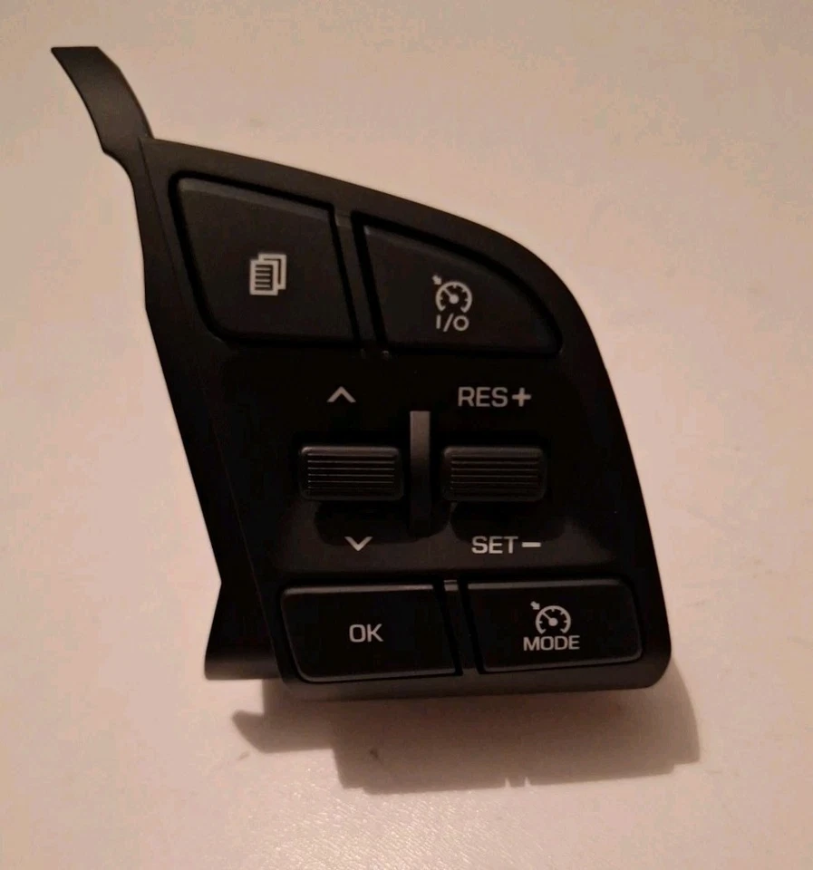 Nuevo interruptor de control de crucero GENUINO Hyundai Tucson TL 96720D72204X 2015-2019 Foto 1 de 4