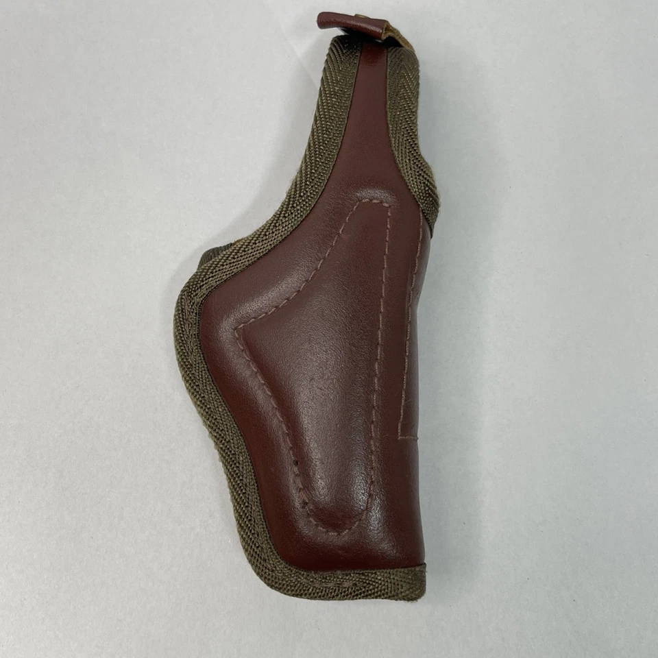 GOULD & GOODRICH BROWN HOLSTER - SIZE 86 RH 2 1/2" SMITH & WESSON 10 REVOLVERS - Image 1 of 4