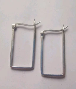Sterling Silver Rectangle Hoop Earrings. R14M - Picture 1 of 2