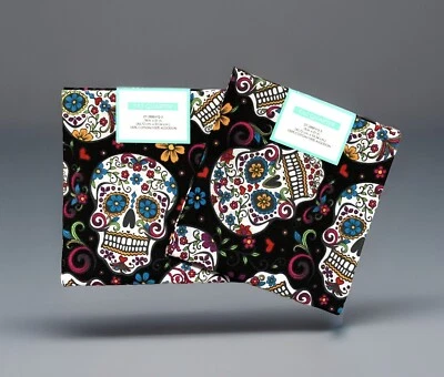 NUEVO Lote de 2 Calaveras de Azúcar Día de Muertos Negro Cuarto de Grasa Tela de Algodón 18x21 Foto 1 de 4