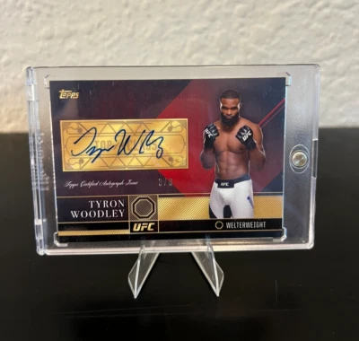 2016 Topps UFC Top of the Class Tyron Woodley Red Auto /8 TCA-TW - Image 1 of 2