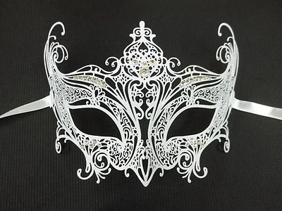 Máscara veneciana de cristal blanco real boda corte láser mascarada filigrana de metal Foto 1 de 3