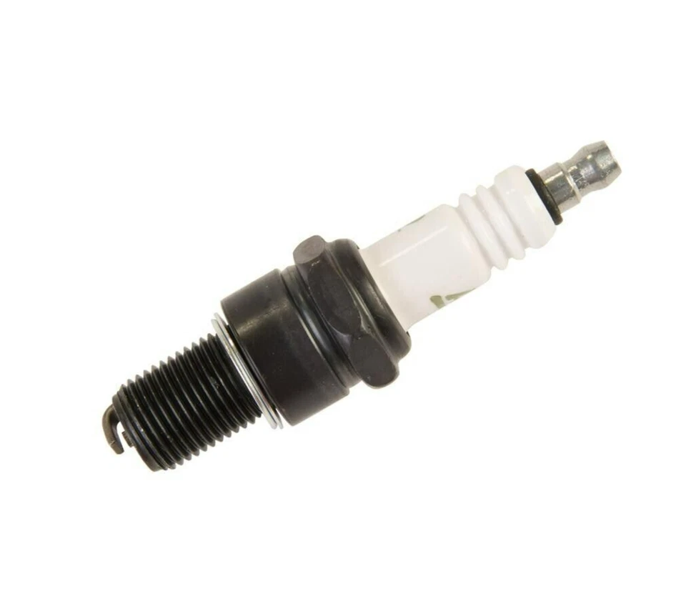 NEW GENUINE GM ACDelco Spark Plugs R43XL Set Of 8 - Image 1 of 1