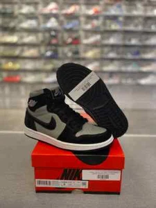 Used Jordan 1 Retro High OG Twist 2.0 DZ2523-001 Size 4.5Y/6W SHIPS FAST - Picture 1 of 4