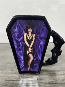 Taza de café lencería Elvira Mistress Of Darkness *CHIPPED* - Imagen 1 de 6