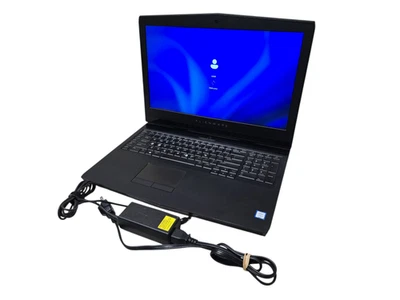 Alienware 17 R5 i7-8750H 2.2GHz 32GB 750GB NVME 500GB HDD GTX 1070 Windows 11 — 第 1/4 张图片