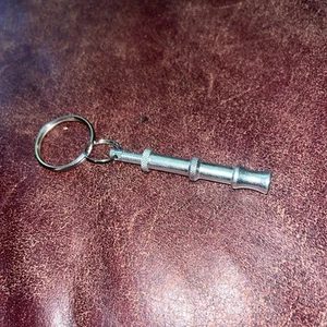 Dog Whistle Puppy Training High Pitch Sound Adjustable Key Chain - Picture 1 of 2