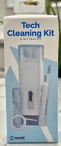 Numi Tech Cleaning Kit 5 in 1 Cleaning Touch Screen Dials Includes Brush Spray - Picture 1 of 3