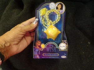 Nuevo en Paquete Disney 100 Deseos Estrella Collar Artículo Ilumina HAZ UN DESEO OG - Imagen 1 de 3