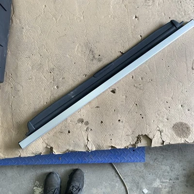 Cubierta de carga trasera Subaru Legacy Outback 2005-2008 OEM Foto 1 de 4