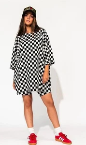 lala. Dressed in lala. Lex Malone Ribbed Checkerboard High Split Hip Top, M - Picture 1 of 6