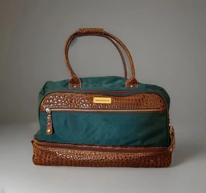 SAMANTHA BROWN CLASSIC DROP BOTTOM SATCHEL WITH GREEN / CAMEL - Picture 1 of 15