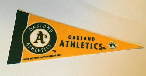 MLB Baseball Felt Pennants (9"x4")  - U PICK PENNANT FROM LIST $1 MAX SHIPPING! Cover