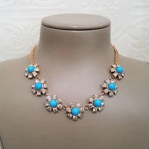 Vera Bradley Women's Statement Necklace Gold Plated Crystals Blue NWT MSRP $54 - Picture 1 of 3